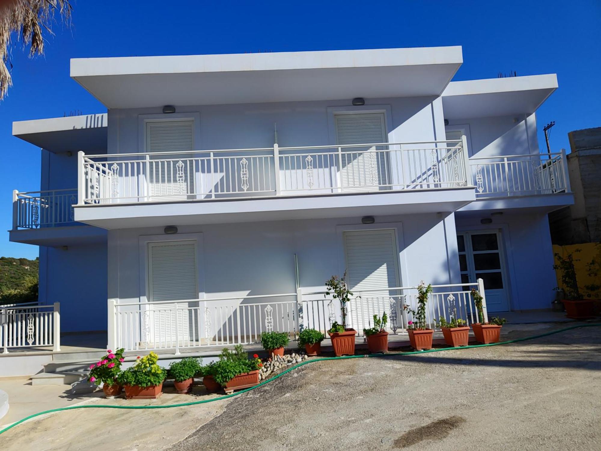 טסיליבי Yanna Studios & Apartments מראה חיצוני תמונה