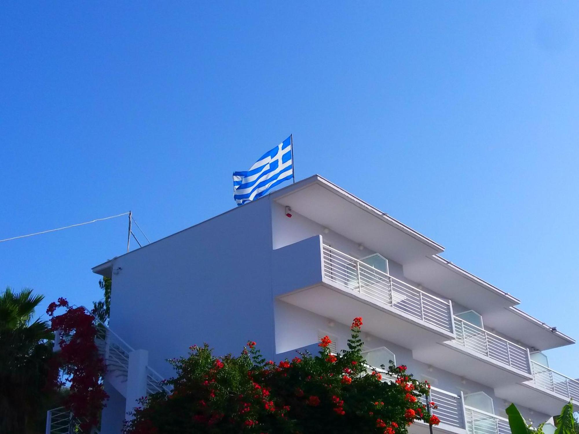 טסיליבי Yanna Studios & Apartments מראה חיצוני תמונה