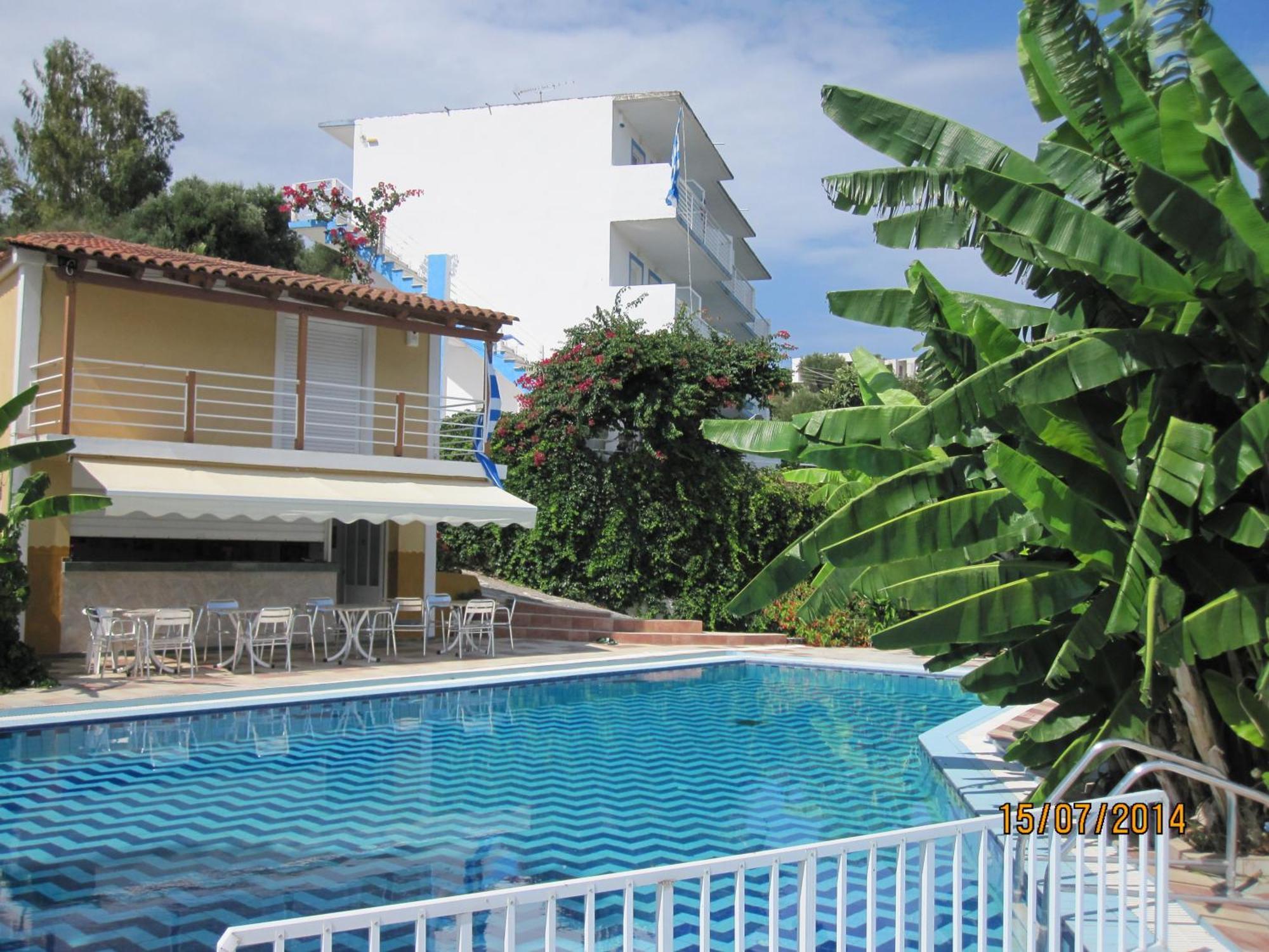 טסיליבי Yanna Studios & Apartments מראה חיצוני תמונה