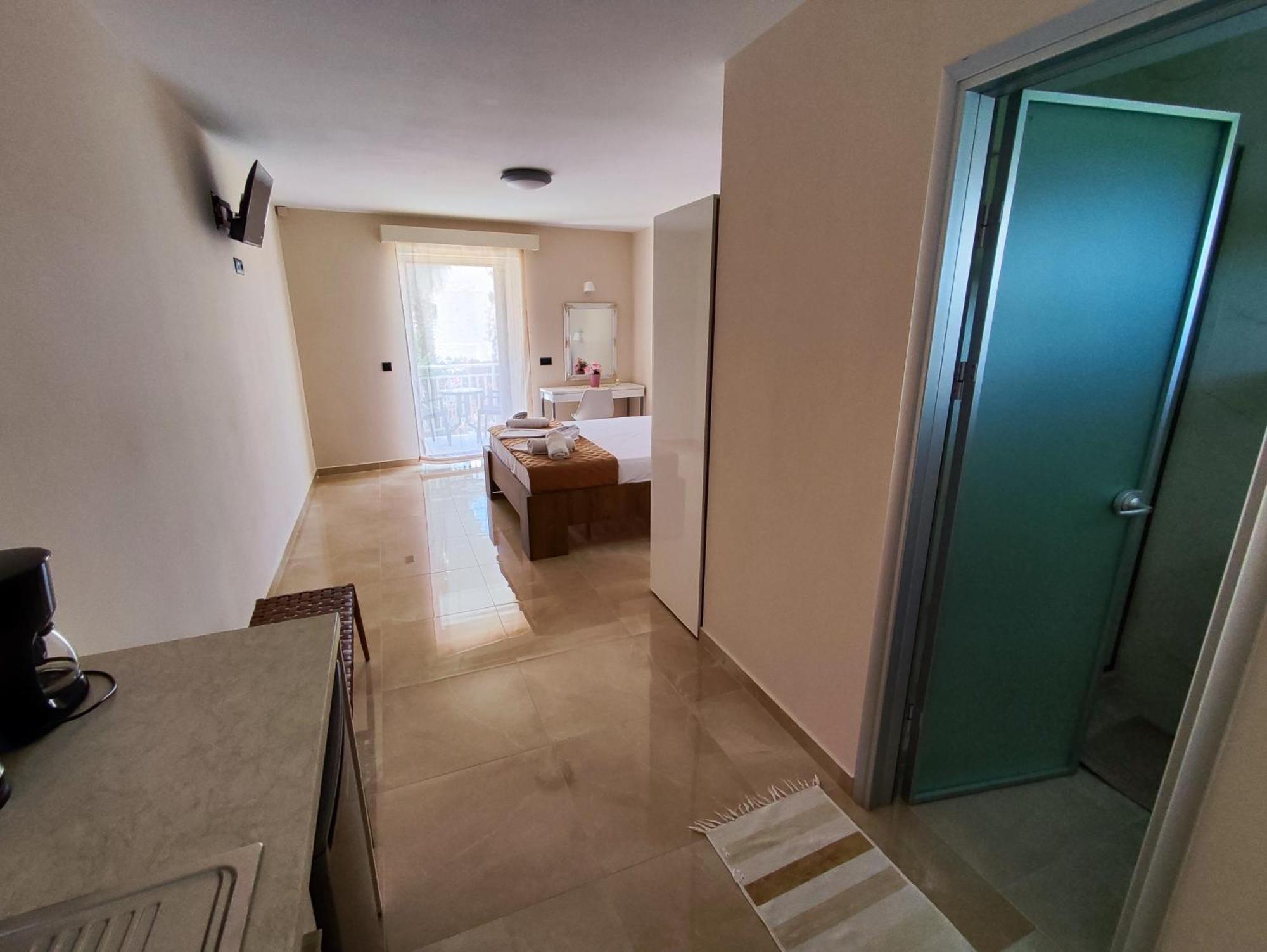 טסיליבי Yanna Studios & Apartments מראה חיצוני תמונה